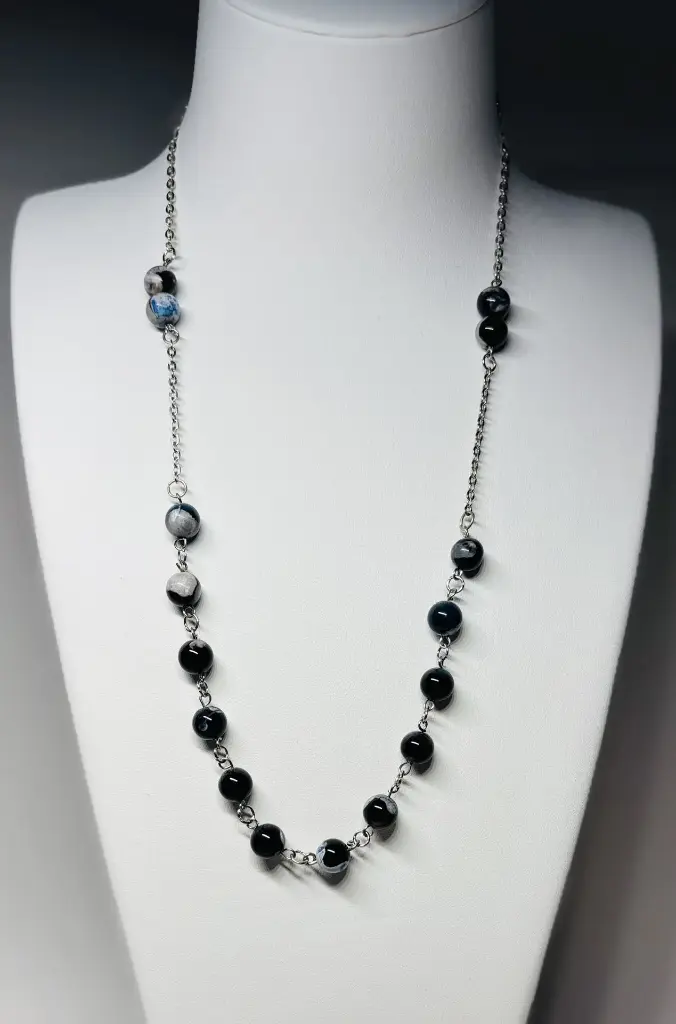 COLLIER Femme en pierres noires et turquoises