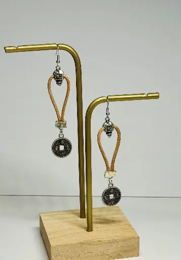 [BOF15] BOUCLES D'OREILLES en lacet cuir camel